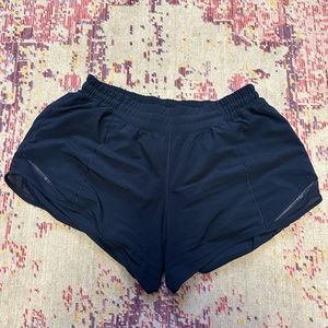 Lululemon Hotty Hot Low Rise 4” Shorts